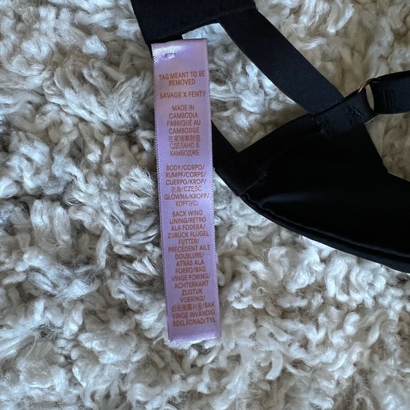 NWT Savage X Fenty Core Microfiber TShirt Bra - Picture 8 of 9